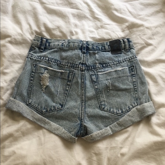 One Teaspoon High Rise Jeans Shorts - Picture 2 of 4